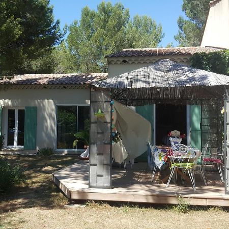 L'Oliveraie En Provence Ламбеск Экстерьер фото
