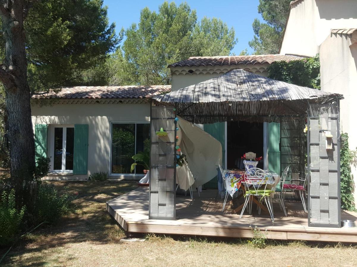 L'Oliveraie En Provence Ламбеск Экстерьер фото